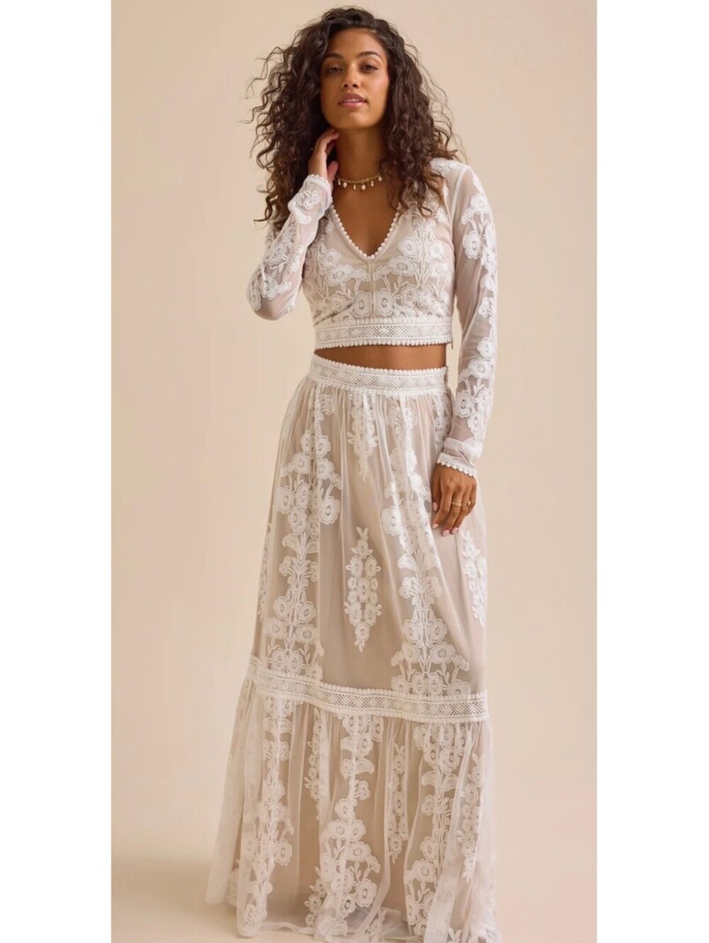 Altar'd State Arissa Floral Embroidered Set Size XS